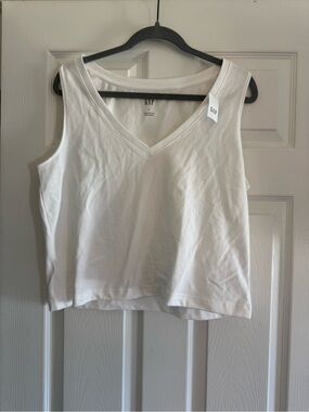 GAP White V-Neck Sleeveless Tank Top